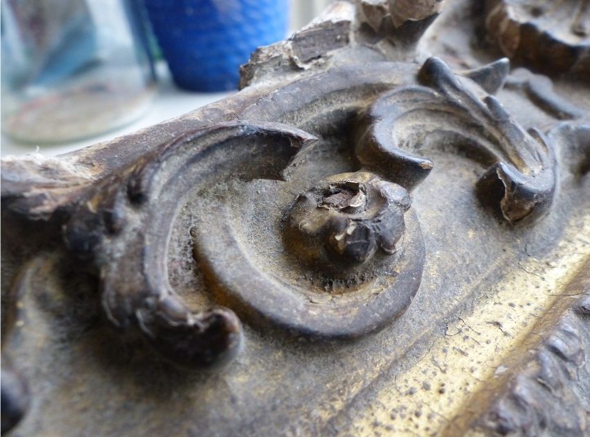 Cadre avant restauration, collection privée